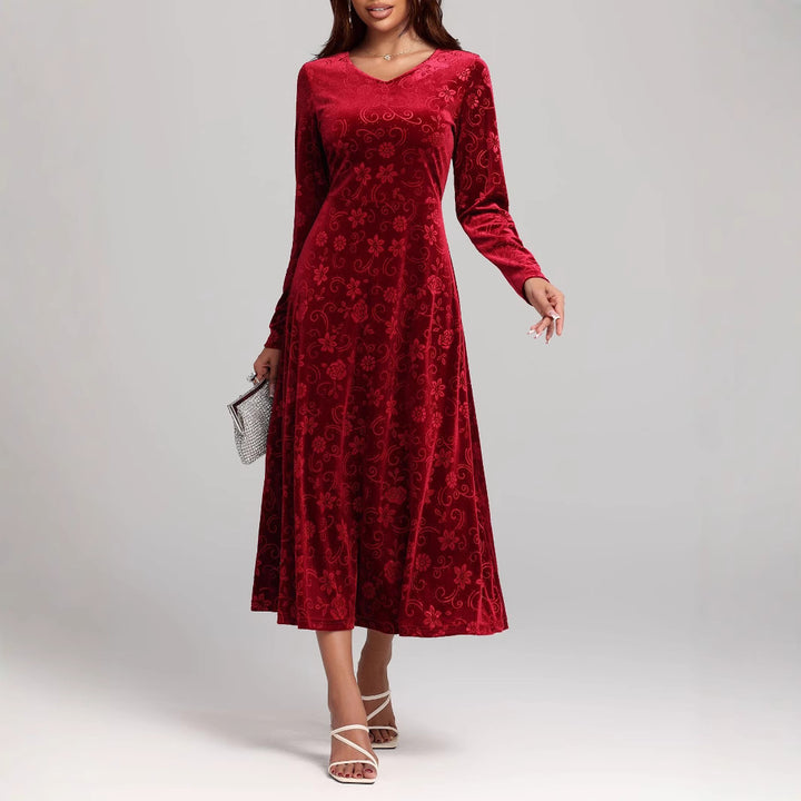 Dame Elegant Maxikjole i floral velour Stilla