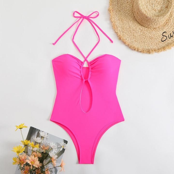 Dame Éntlig bodysuit med moderigtigt cut-out-design og stropløs top Skovae