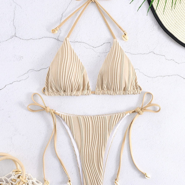 Dame triangel-bikini med flæse-design og individuelt justerbare sidestræk Stilla