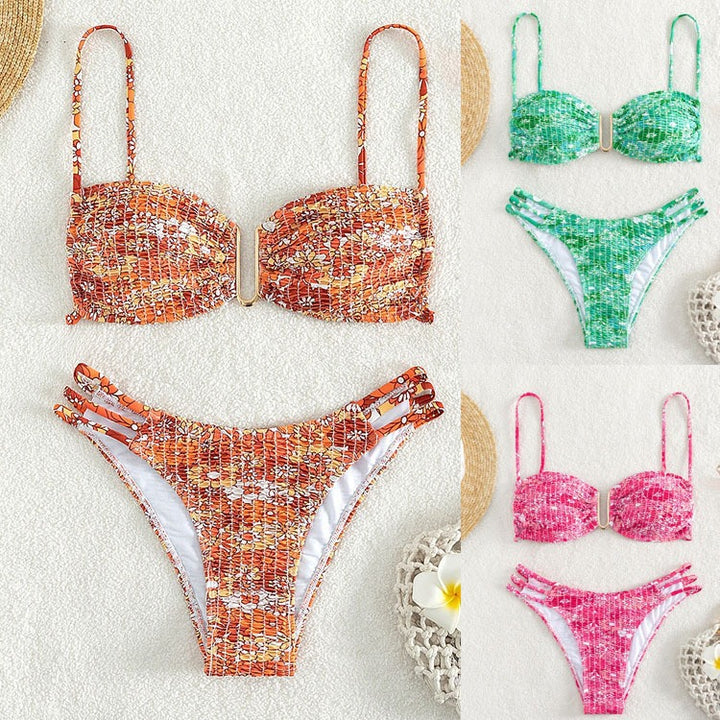 Dame bikini-sæt med legende mønstermix og moderne snøre detaljer Skovae