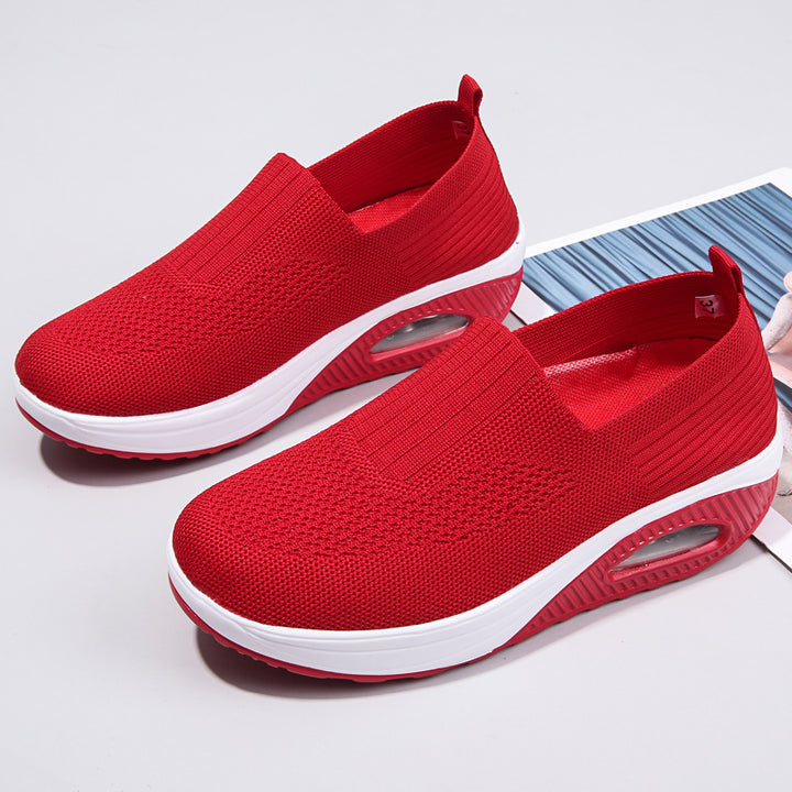 Dame Slip-On Sneakers med åndbar mesh-overflade og stødabsorberende sål Stilla