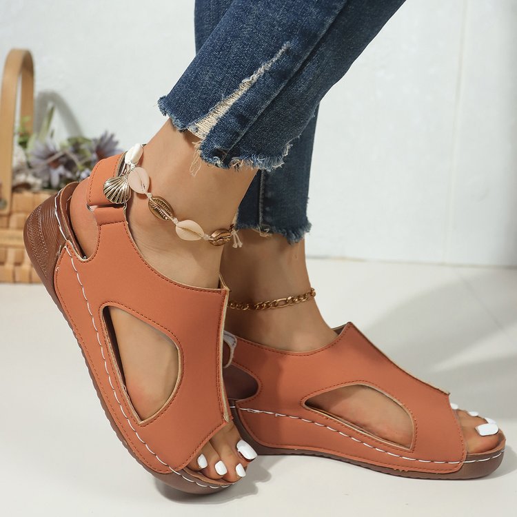 Dame Komfortable Sandaler med elastisk rem og anatomisk fodseng Stilla