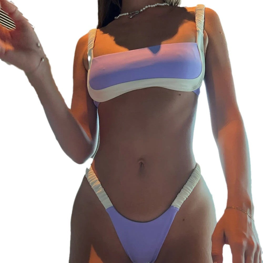 Dame bikini-top og -bund med raffinerede flæser fra Stilla