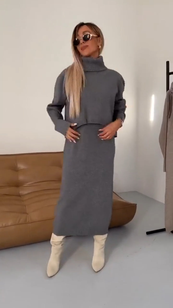Femme Chunky Strik Midi Kjole med Korte ærmer Stilla