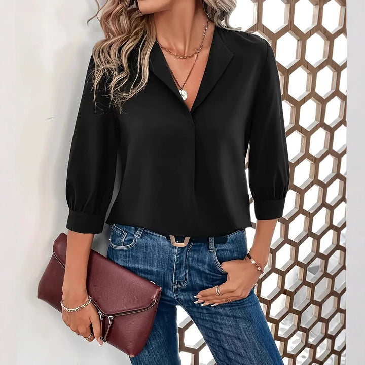 Damebluse med elegant krave og voluminøse ærmer Stilla