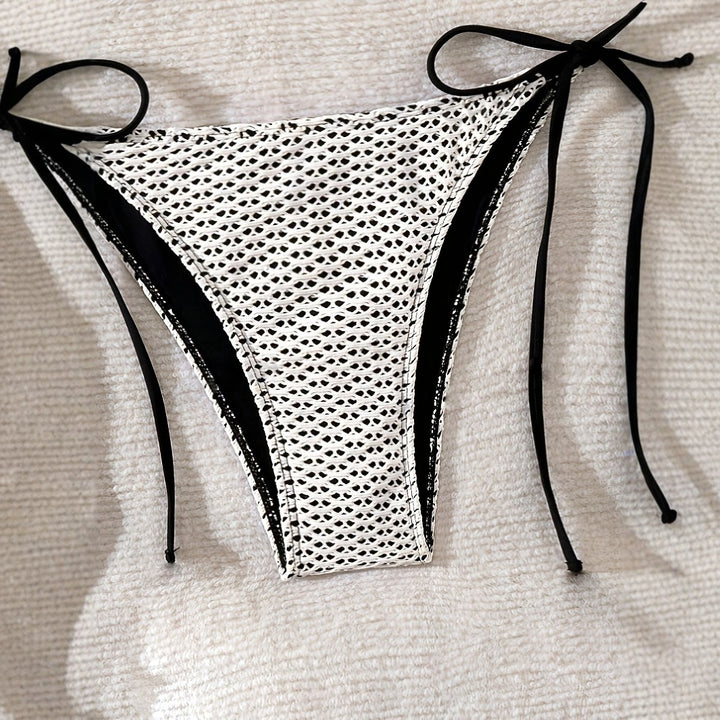 Dame Triangel-Bikini-sæt med stilfulde muslingedetaljer og raffinerede bindebånd Stilla