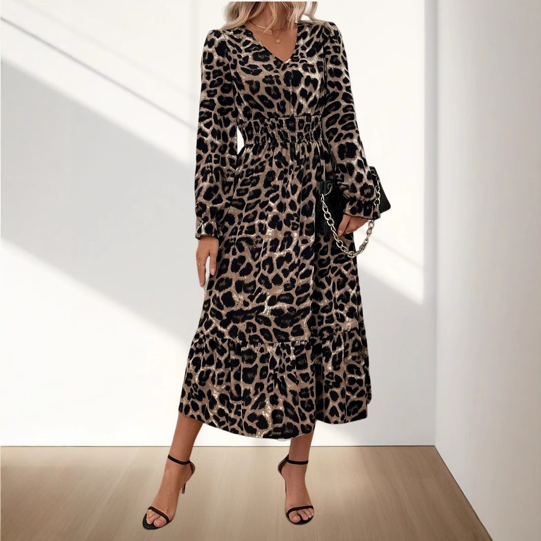 Dame Maxi-kjole med leoparddesign og voluminøs kant Stilla