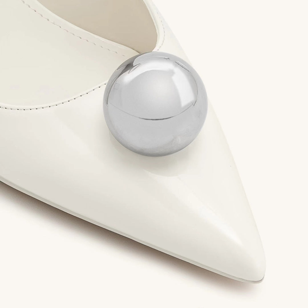 Femme Elegante Spids-Tå Ankelrem Hæle med Metalldetail Stilla