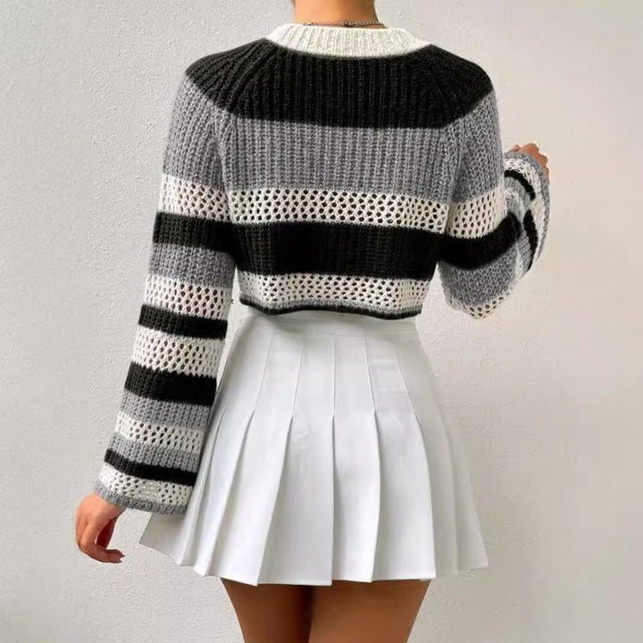 Dame afslappet cropped strikpullover med netdesign og stribemønster Stilla