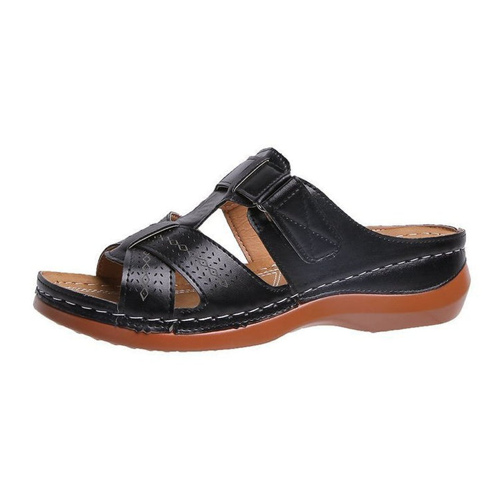Dame sandaler med komfortable velcro-lukninger og åndbart hulmønster Stilla