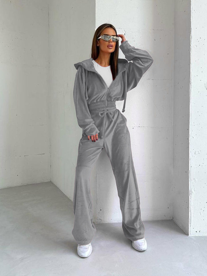 Dame Fleece-Hoodie og Jogger-Sæt med strammet talje og afslappet snit Stilla