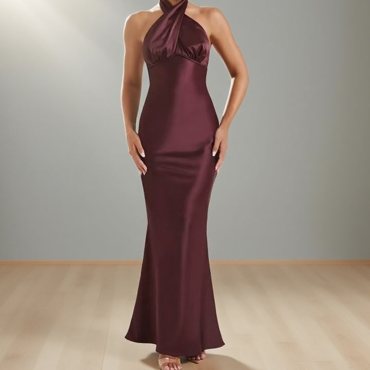 Dame Elegant aften kjole med skuldrene fri halterneck-design og figurskabende snit Skovae