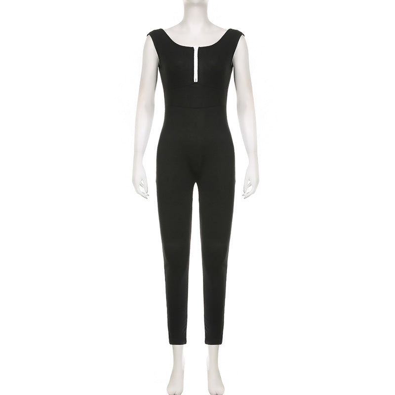 Dame figursyet jumpsuit med elegant lynlås og smalle ben Skovae