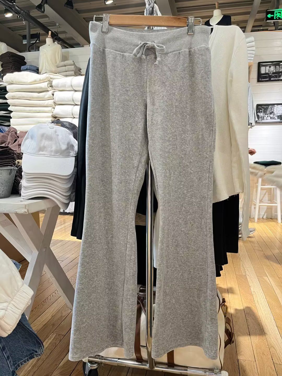 Kvindernes elegante og komfortable fritidsbukser Stilla