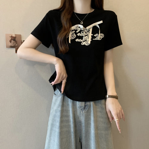 Femme Trendy Grafisk Krawatten-Front T-Shirt Stilla