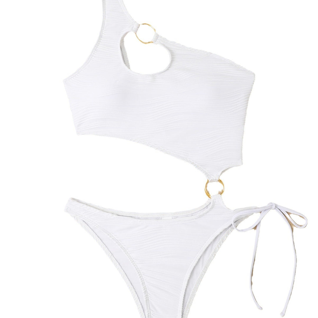 Dame bikini-sæt med asymmetrisk design og elegant ringdetalje Stilla