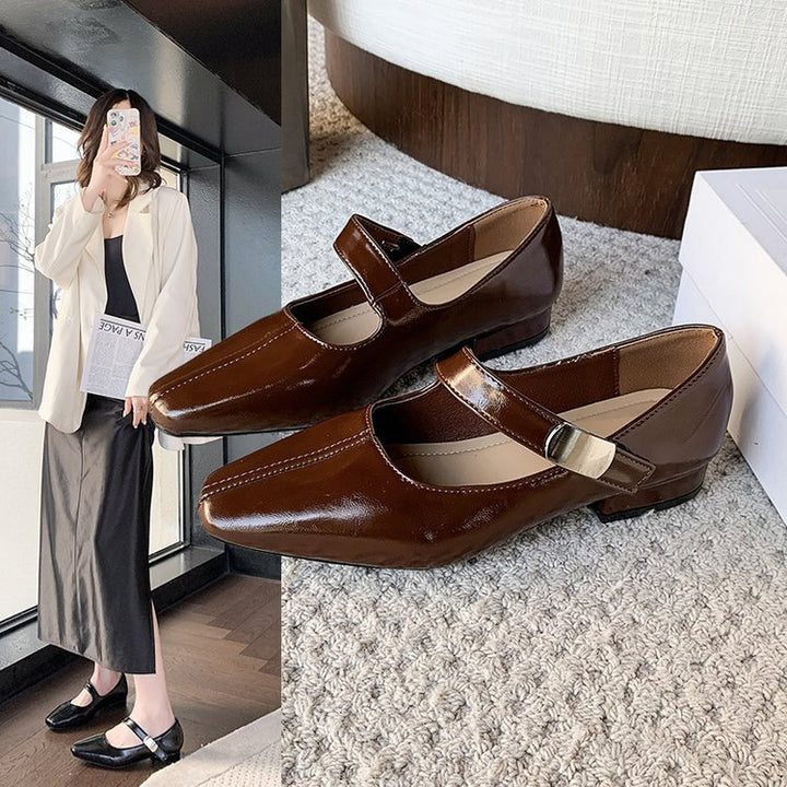 Damer Ballerinas med elegant ankelrem og moderigtigt design Stilla