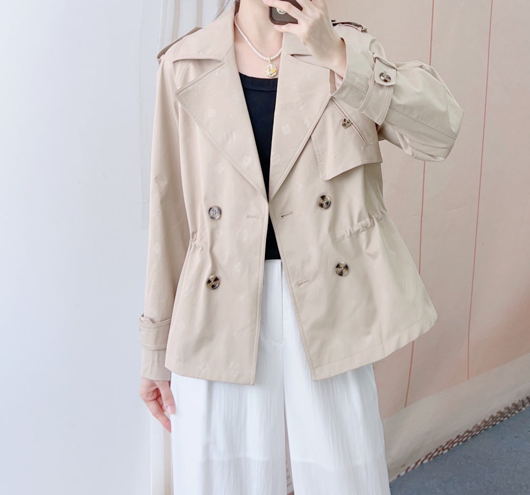 Dame Elegant Trenchcoat-Jakke med dobbelt knaprækkefølge og moderigtigt snit Stilla