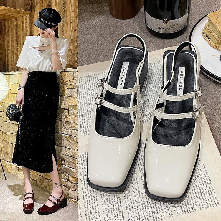 Dame Slingback-Pumper med smart dobbelt rem og glitrende overflade Stilla