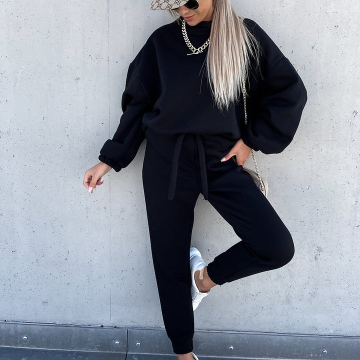 Stilla | Moderigtigt ensfarvet sweatshirt casual sæt