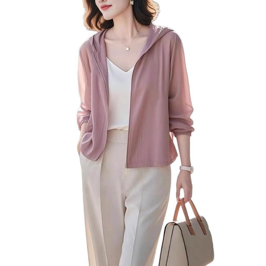 Kvinders lette overgangsjakke med hætte og praktisk lynlås Stilla