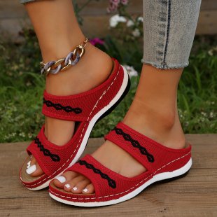Damer slip-on sandaler med fashionabel remdesign Stilla