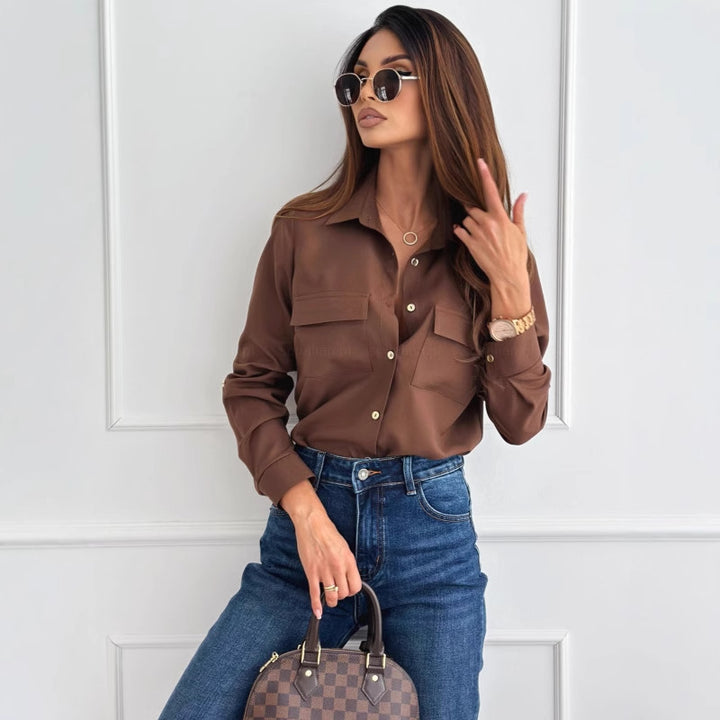 Dame Elegant Bluse med praktiske brystlommer og tidløst snit Stilla