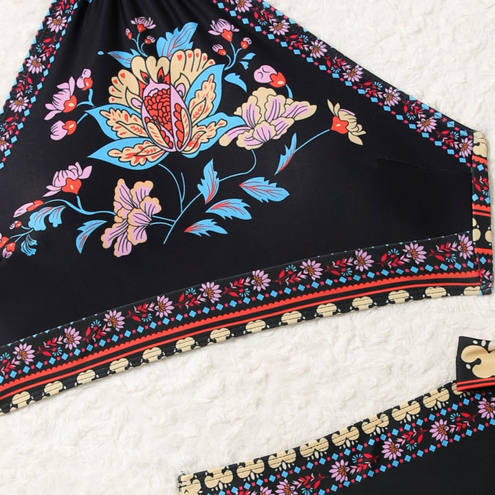 Dame asymmetrisk crop top og wrap nederdel sæt med florale accenter Stilla