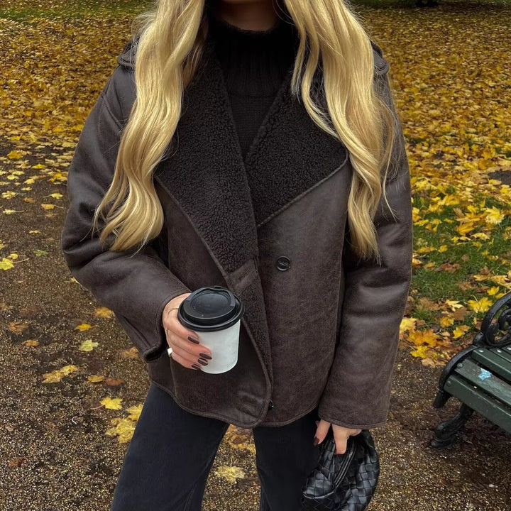 Kvinders fashionable fleecejakke med hyggelig foring Stilla