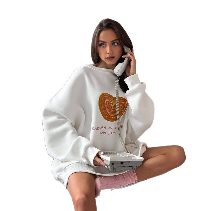 Kvinders oversized sweatshirt med kreativ hjerte design og afslappet snit Stilla