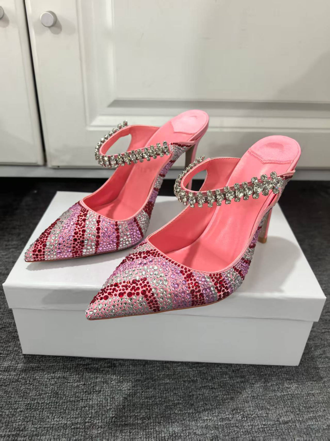 Femme Krystaldekoreret Slingback-Hæle Stilla