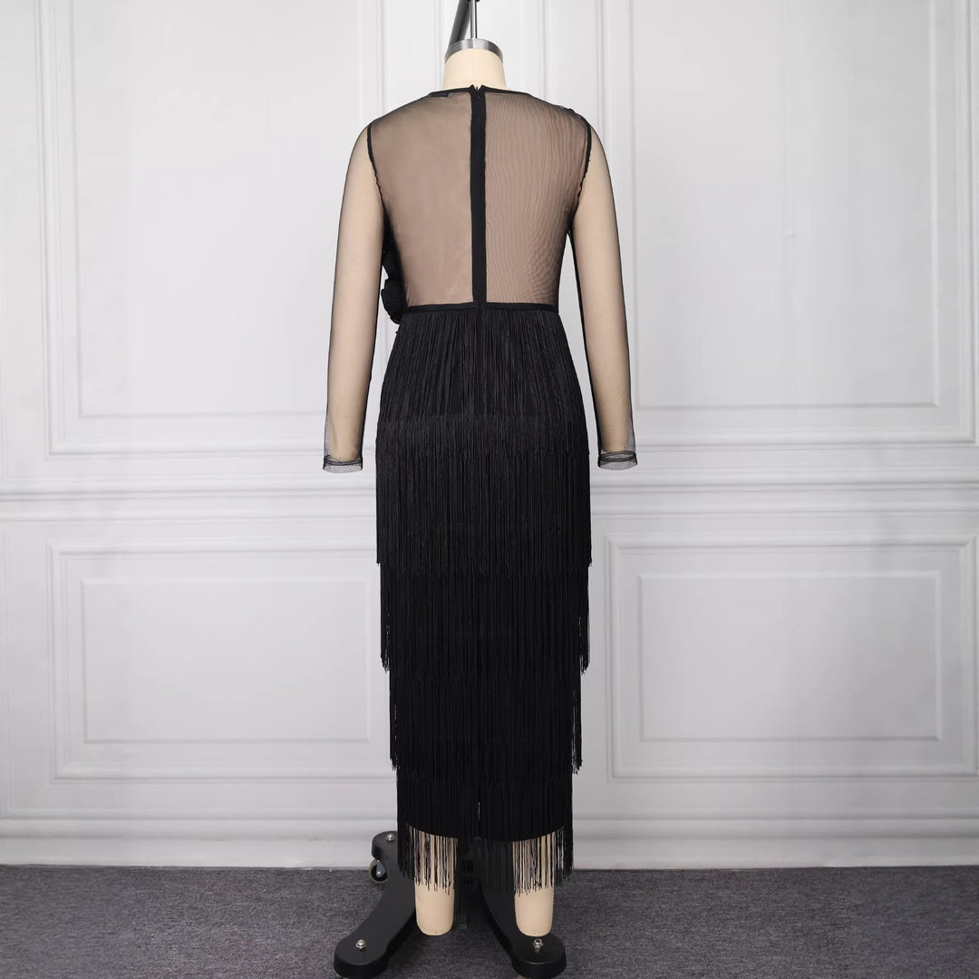 Dame elegant cocktailkjole med voluminøse ruffles detaljer og frynser Skovae