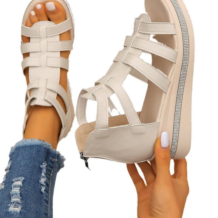Dame wedge-sandaler med elegant remdesign og komfortabel fodseng Stilla