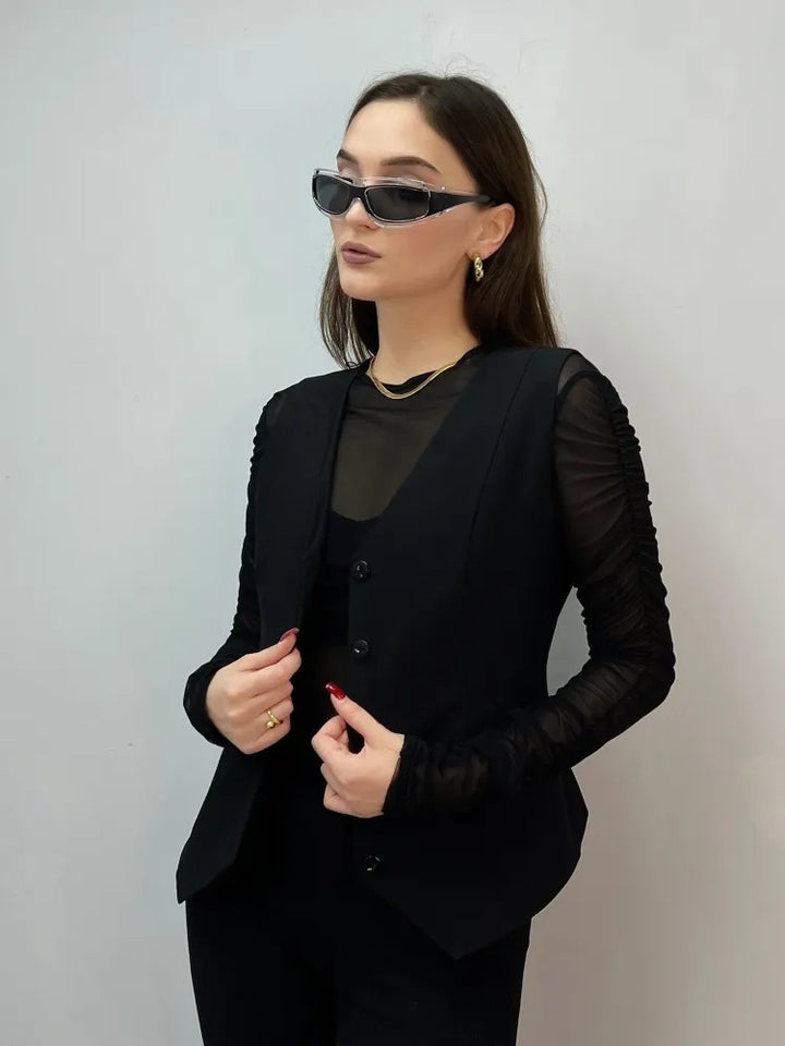 Dame skræddersyet blazer med ruffle-detaljer og transparente ærmer Stilla