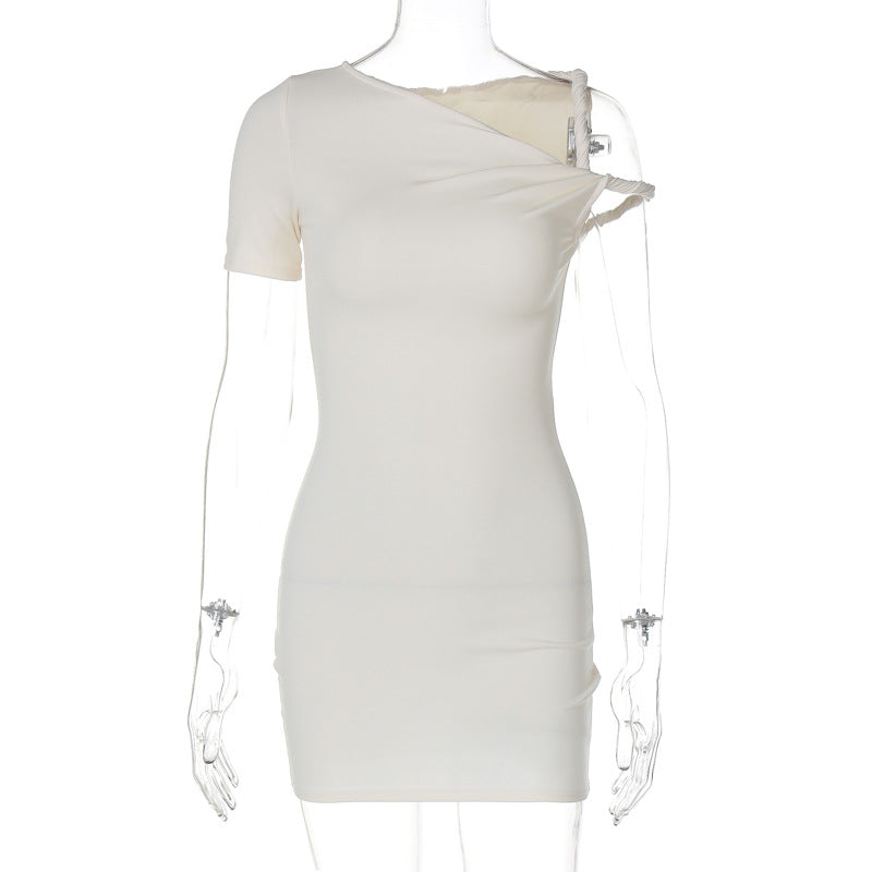 Dame sporty minikjole med asymmetrisk snit og fint bånddesign Stilla