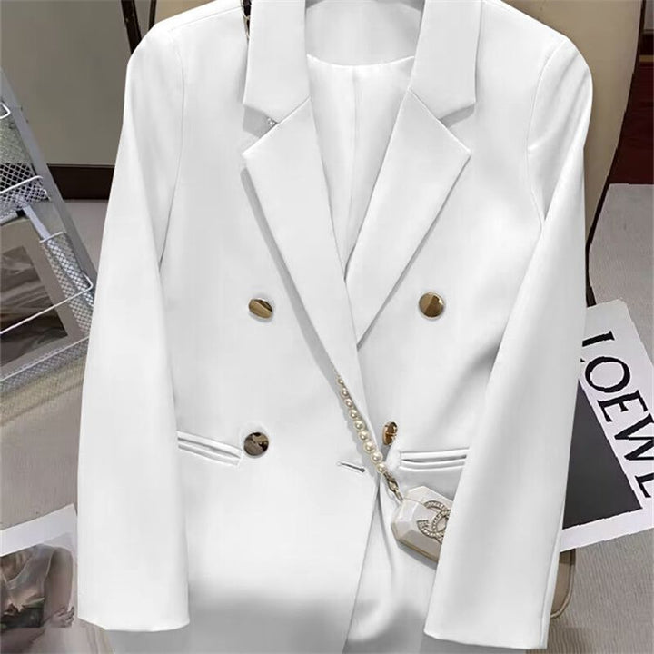 Kvinders dobbeltrynket blazer med elegante detaljer Stilla