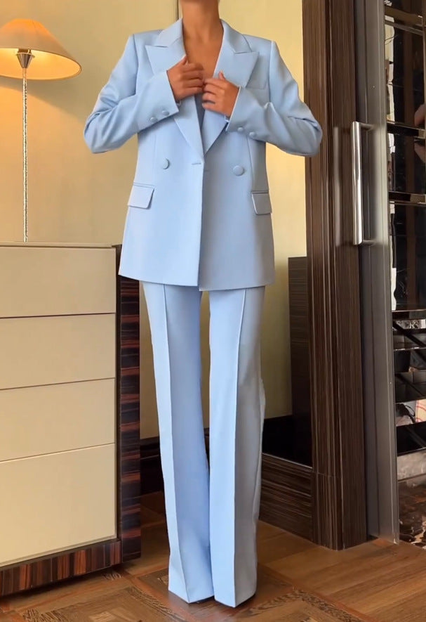 Kvinders to-delt blazer sæt med elegant snit og klassisk design