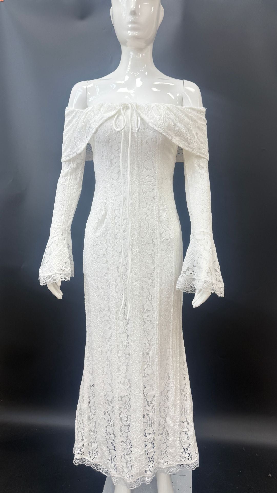Stilla | Elegant Off-Shoulder Lang Kjole Slim Fit Havfruekjole