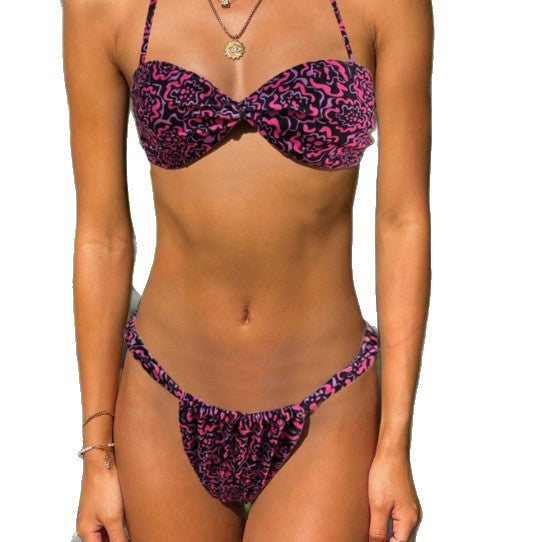 Dame bikini-sæt med legende leopardmønster og raffinerede detaljer Skovae