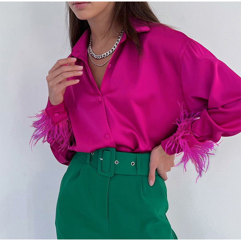 Dame Satin Bluse med elegante Fjer Stilla