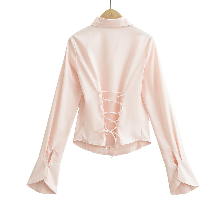 Damer skjorte med elegante klokkeærmer og komfortabel pasform Stilla