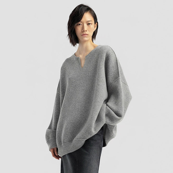 Kvinders oversized strikket sweater med V-hals drue