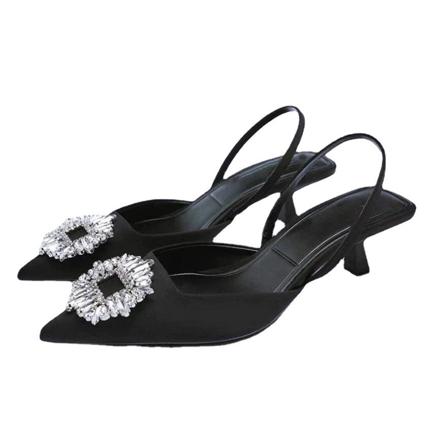 Dame Slingback-pumps med funklerende smykkedetalje og elegant design Stilla