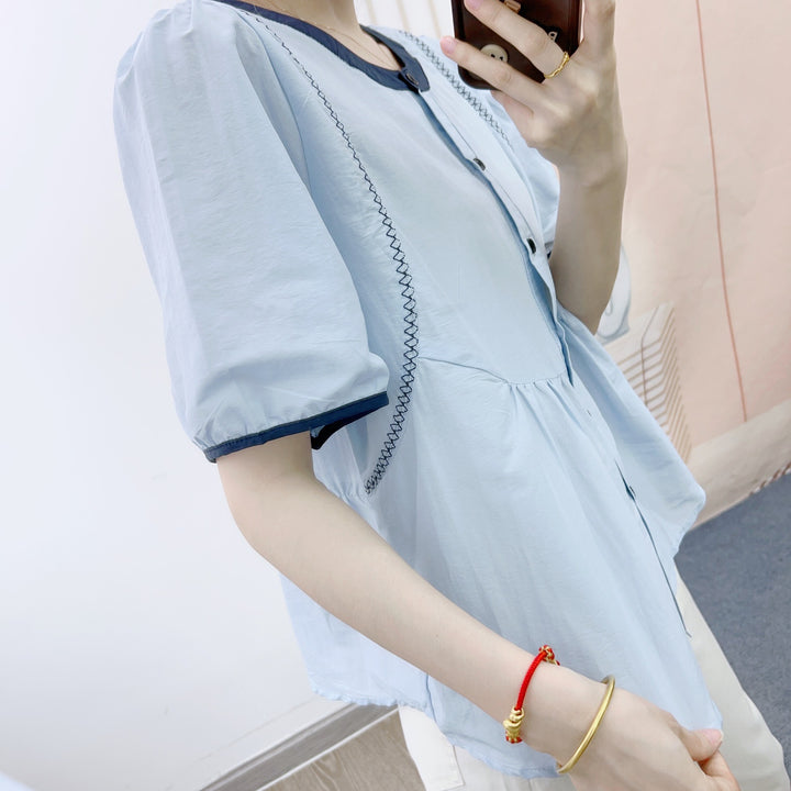 Dame elegant bluse med broderet krave og afslappet snit Stilla