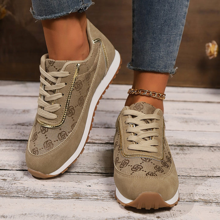 Dame Sneakers med moderigtigt canvas-design og åndbar sål Stilla