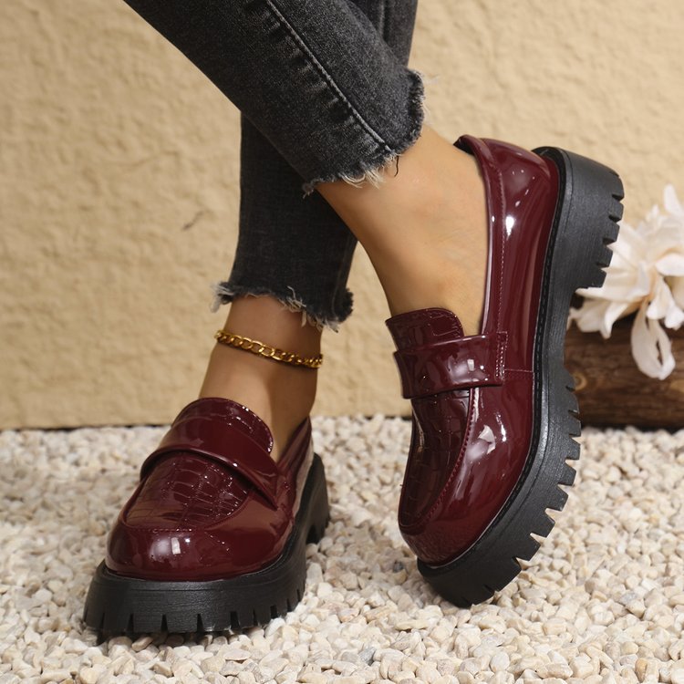 Dame Chunky Loafers med blank lakoverflade og skridsikker profilsål Stilla