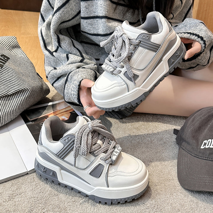 Femme Chunky Lifestyle-Sneaker med strukturerede detaljer Stilla