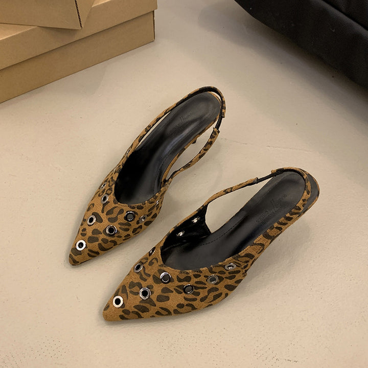 Dame Slingback-pumper med spids og hæl-detalje Stilla