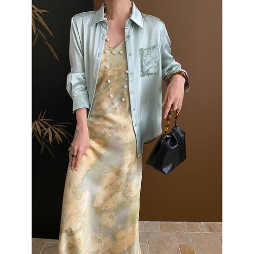 Women casual blouse with fine texture and fashionable cut Stilla