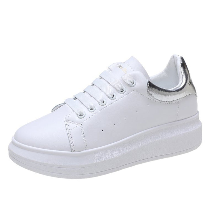 Dame Mode Sneakers i sportsligt design med åndbar overflade Stilla